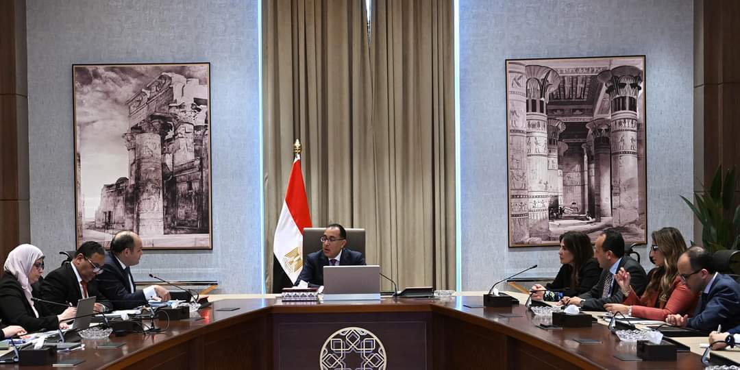 رئيس الوزراء يتابع الإجراءات التنفيذية للاستراتيجية الوطنية للصناعة وتحسين التجارة