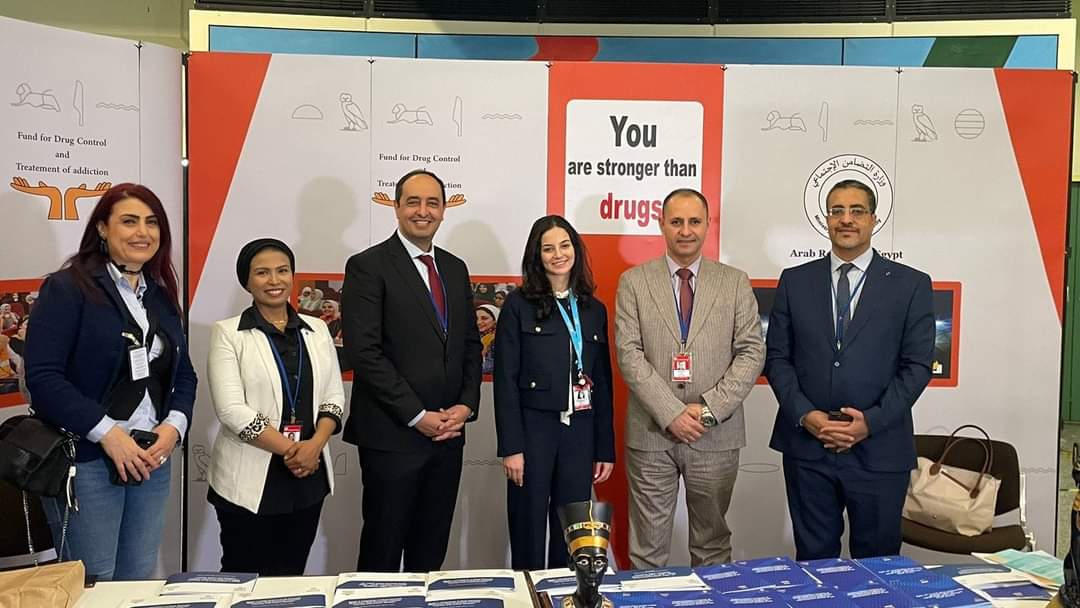 فتاة 16 عاما تلقى الكلمة الافتتاحية لمنتدى الشباب الدولي للوقاية من المخدرات بمقر الأمم المتحدة