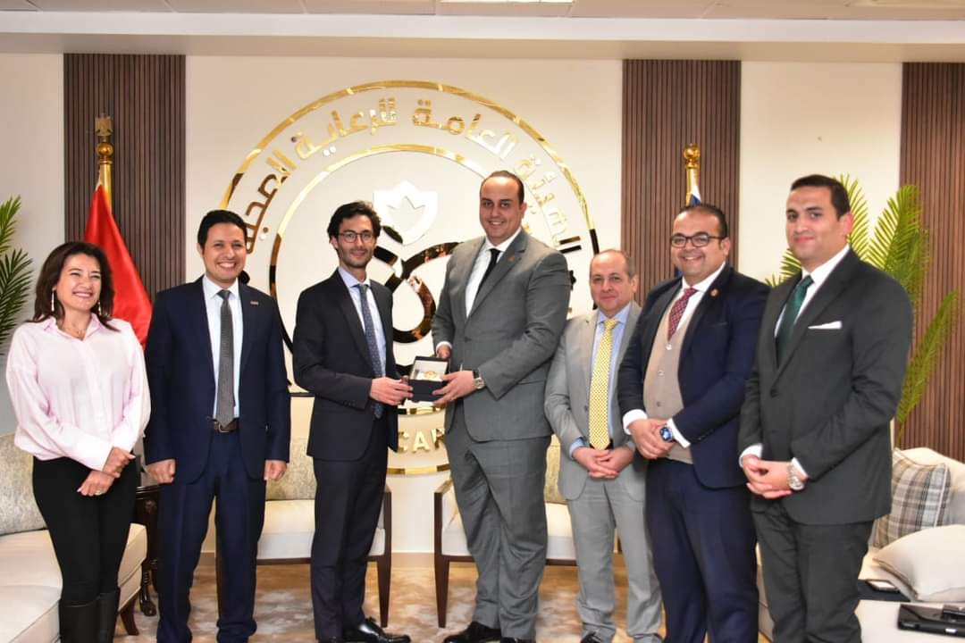 رئيس الرعاية الصحية يلتقى المدير الإقليمى للوكالة الفرنسية للخبرة التقنية الدولية 