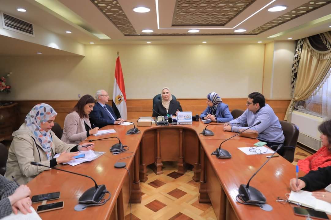 وزيرة التضامن : 4.7 مليون أسرة تستفيد من برنامج كفالة وكرامة
