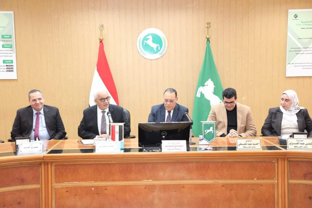 وزير التعليم : الباركود لتأمين أوراق أسئلة امتحانات الشهادة الاعدادية