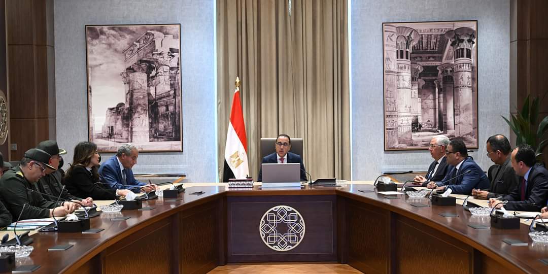 الحكومة تبدأ إجراءات توفير مخزون استراتيجى من السلع الأساسية لضبط الأسواق - الخبر لايف