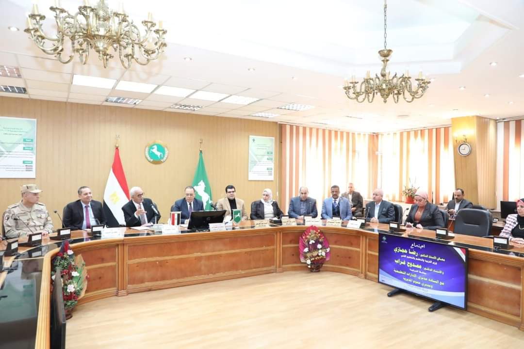 وزير التعليم : إستمرار تفعيل الغياب الإلكتروني وحصر الغياب يوميًا بالمراحل التعليمية - الخبر لايف