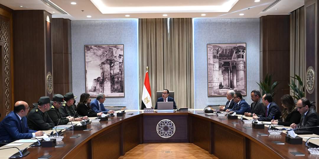 متحدث الحكومة : إعادة النظر بأسعار الدواء.. والدولة لن تتخلى عن محدودى الدخل
