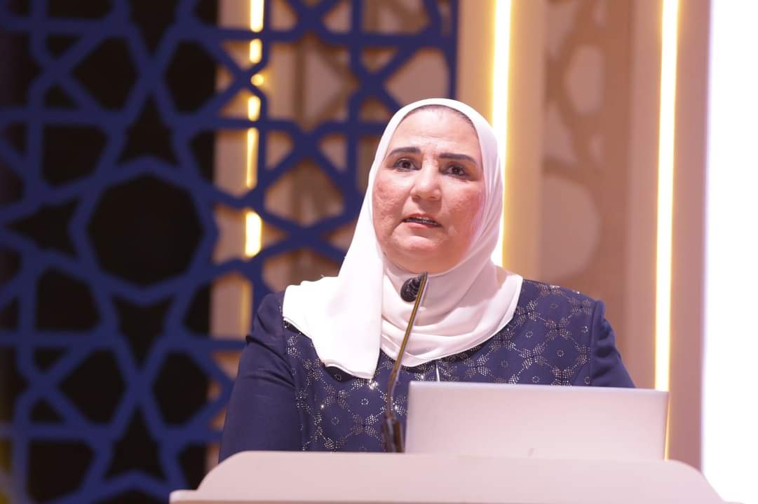 وزيرة التضامن: فتح حساب استثنائى فرعى دعمًا للشعب الفلسطينى فى قطاع غزة