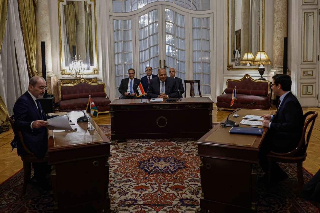 مصر وفرنسا والأردن تدعو إلى وقف فورى ودائم لإطلاق النار فى قطاع غزة