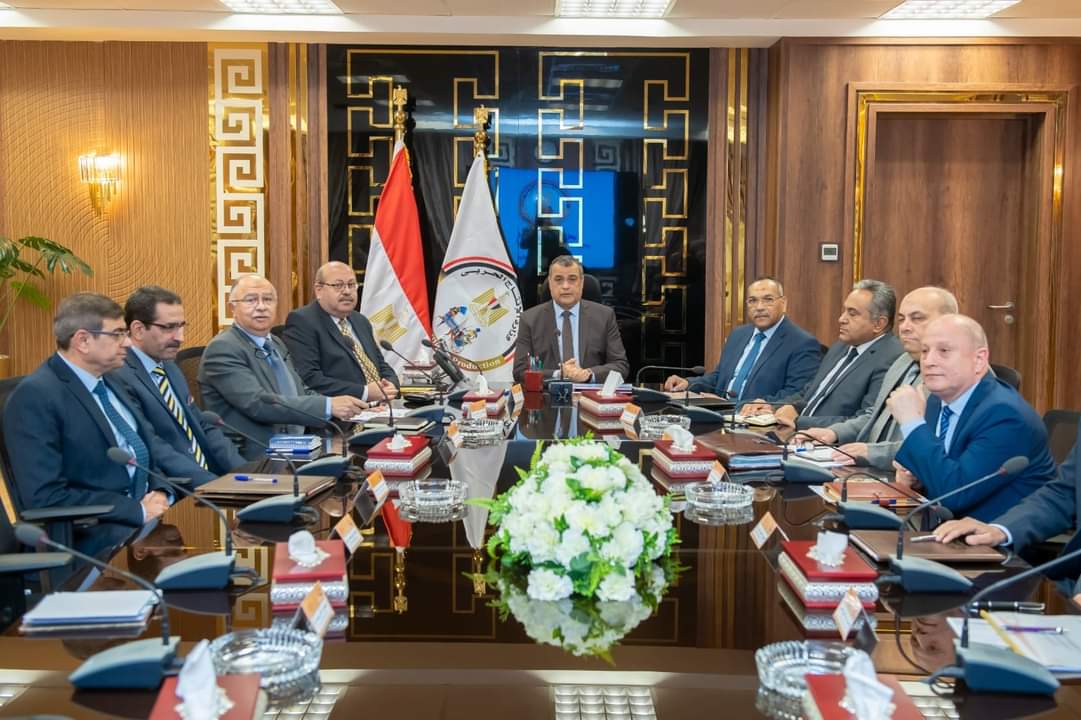 وزير الإنتاج الحربى : توطين تكنولوجيات التصنيع الحديثة بمختلف المجالات