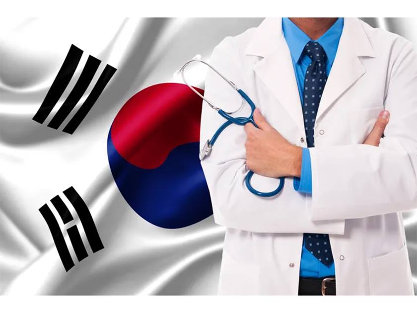 قلق في كوريا الجنوبية .. بسبب تهديد أساتذة الطب بالاستقالة دعماً للمبتدئين