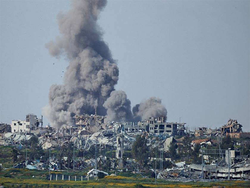 27 شهيدا فلسطينيا .. في قصف لطيران الاحتلال على مخيم النصيرات وسط قطاع غزة