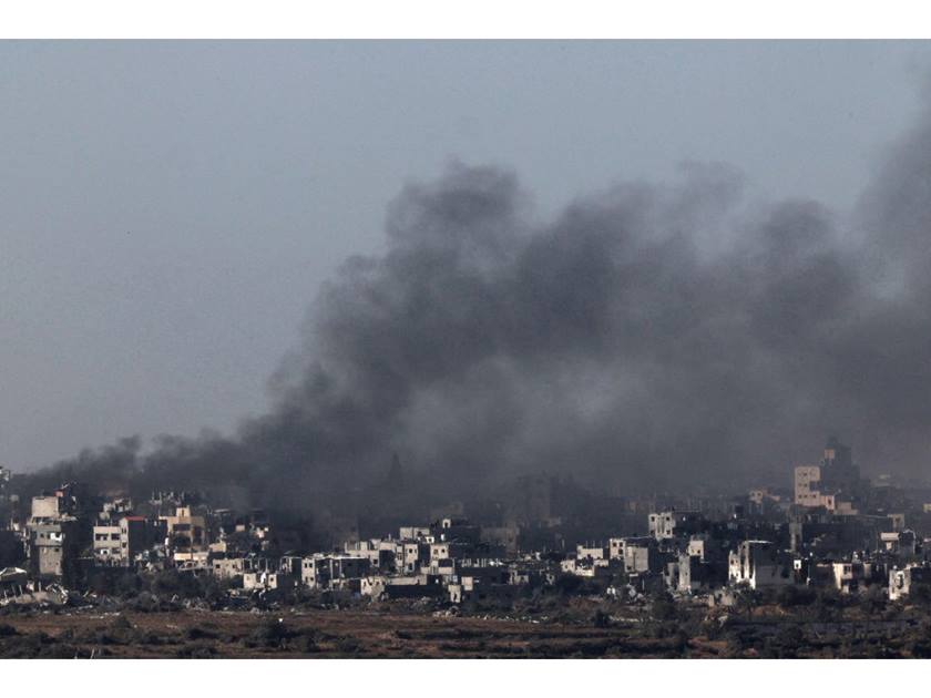 استشهاد 4 فلسطينيين على الأقل .. في قصف إسرائيلي لمخيم البريج وسط غزة