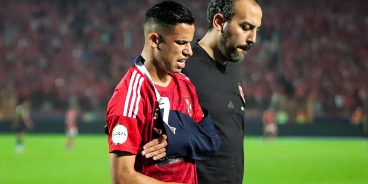 ما هي آخر تطورات إصابة رضا سليم لاعب الأهلي في الكتف؟