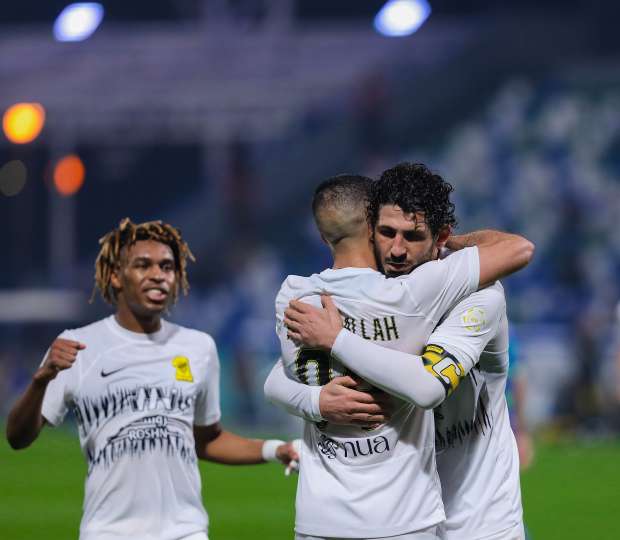 اتحاد جدة يهزم الحزم بثلاثية في الدوري السعودي