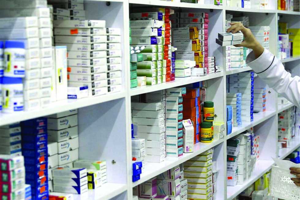 الحمصانى : الزيادة المرتقبة في أسعار الأدوية..بسبب ارتفاع الدولار