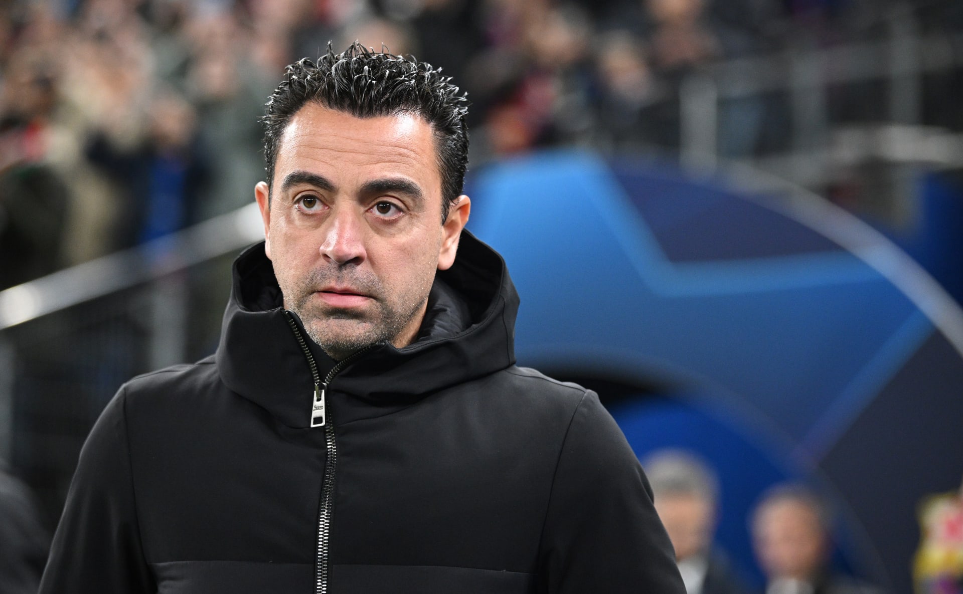 برشلونة يعلن بقاء تشافي هيرنانديز حتي عام 2025