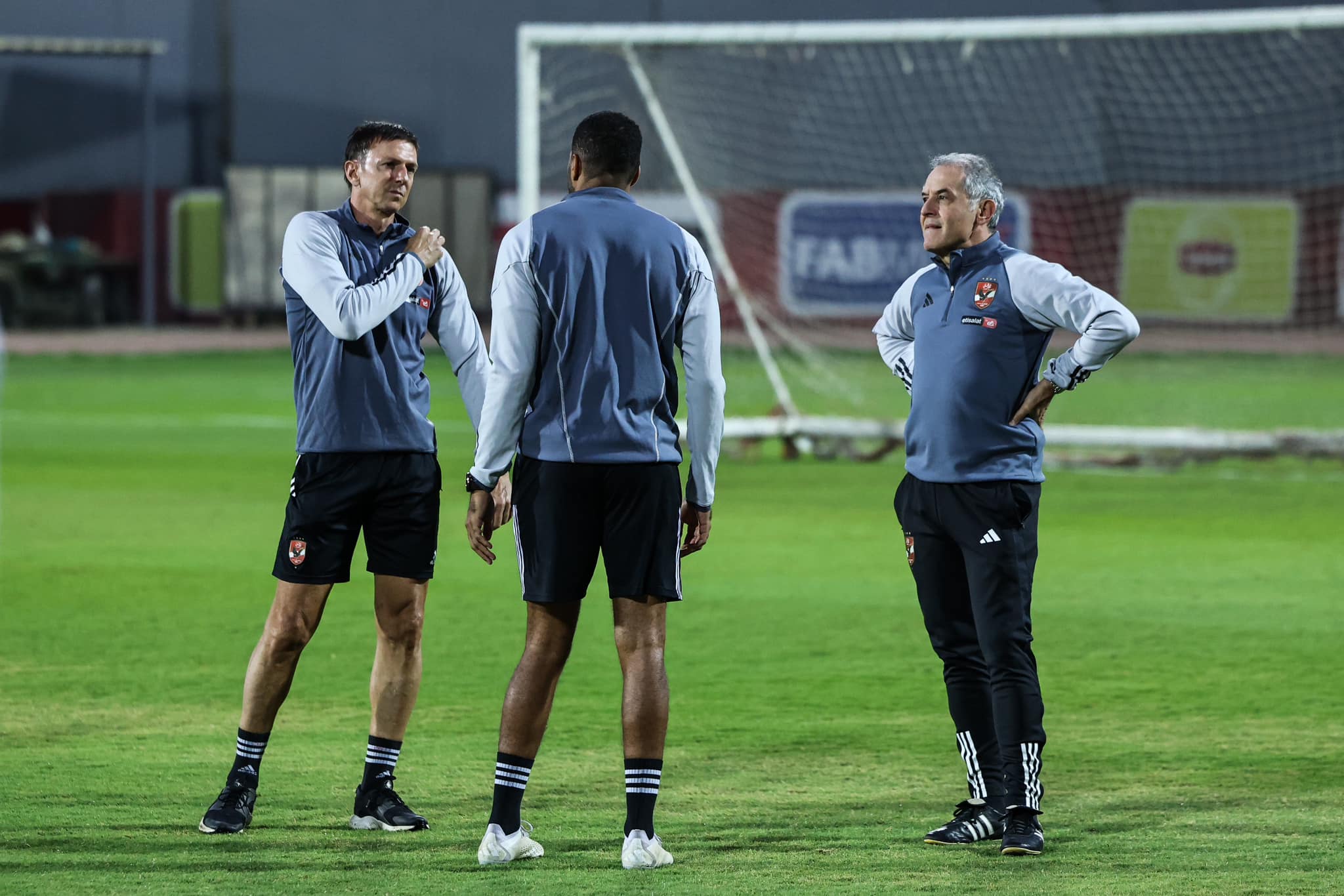 كولر يجهز مهاجم الأهلي لمباراة مازيمبي بدوري أبطال أفريقيا