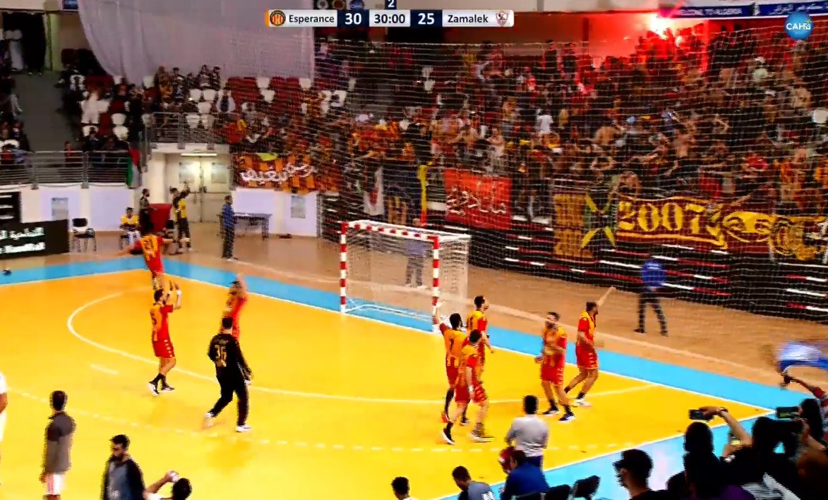 الترجي يهزم الزمالك 30-25 في نهائي بطولة أفريقيا للأندية أبطال الكأس