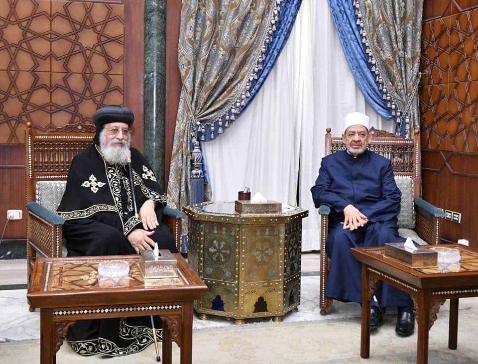 البابا تواضروس يهنئ شيخ الازهر بعيد الفطر المبارك