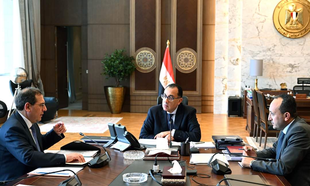 مصر تستهدف تحقيق استثمارات أجنبية كبيرة فى صناعة الغاز والبترول