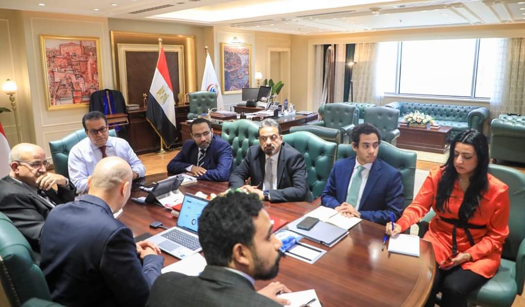 إعداد قاعدة بيانات مفصلة باللغتين العربية والإنجليزية بعدد المرضى والجرحى الفلسطينيين وحالتهم الصحية