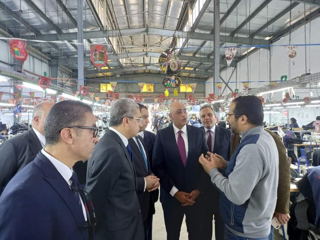خطة متكاملة للنهوض بالمشروعات الصناعية ببورسعيد
