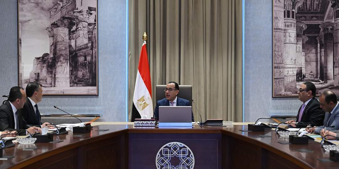 مدبولى يتابع موقف التشغيل التجريبى للمتحف المصرى الكبير