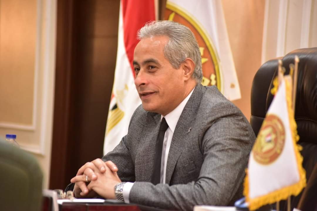 وزير العمل : 6 أيام إجازة للعاملين بالقطاع الخاص بمناسبة عيد الفطر