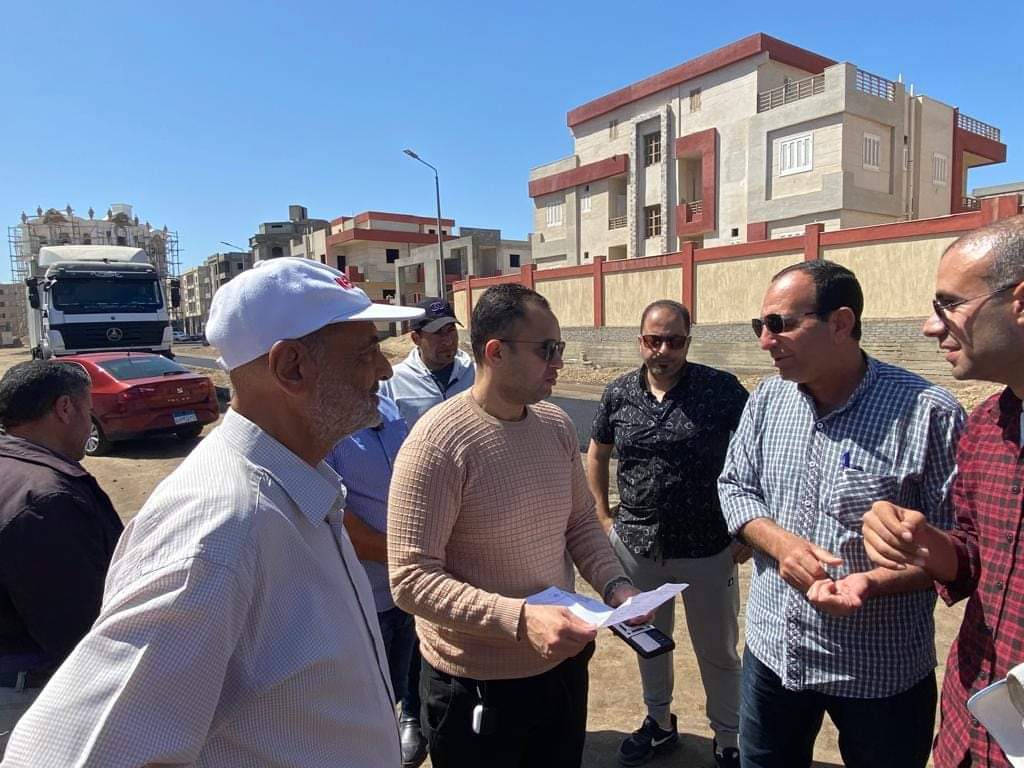 وزير الإسكان:أجهزة المدن الجديدة تواصل تنفيذ أعمال رفع كفاءة وتطوير الطرق 