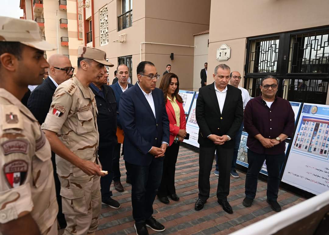 رئيس الوزراء يتفقد مشروع تطوير عواصم المحافظات والمدن الكبرى برأس البر