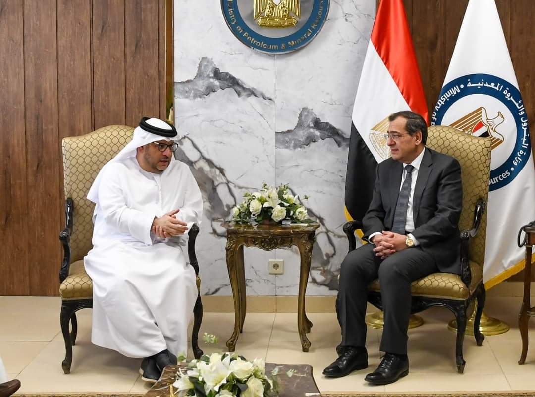 تبادل الرؤى والأفكار حول فرص التعاون فى تجارة وتخزين وتداول المنتجات البترولية