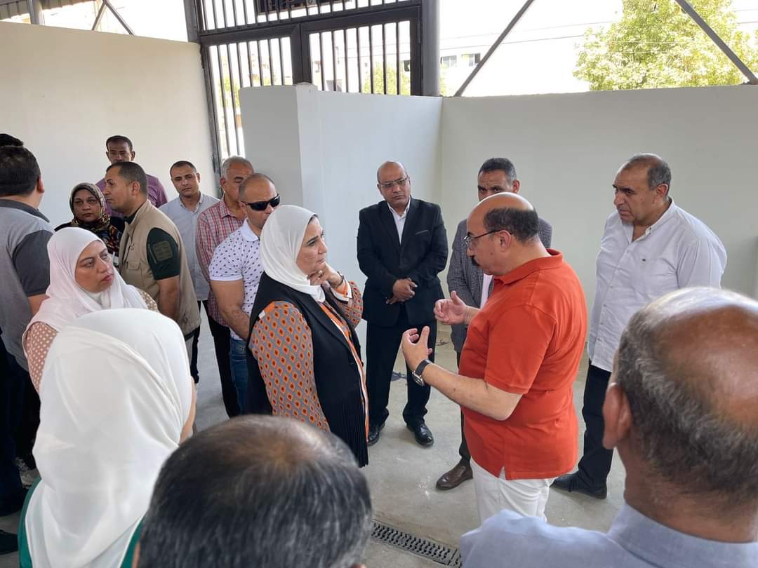 حزمة من المزايا والإقراض الميسر للعمالة غير المنتظمة بسوق الأحمدية الأسوانى 