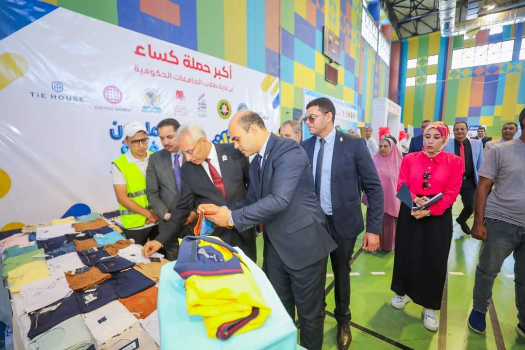 صندوق تحيا مصر يواصل جهوده في دعم الفئات الأولى بالرعاية.. ودكان الفرحة يصل الجيزة وجامعة المنيا