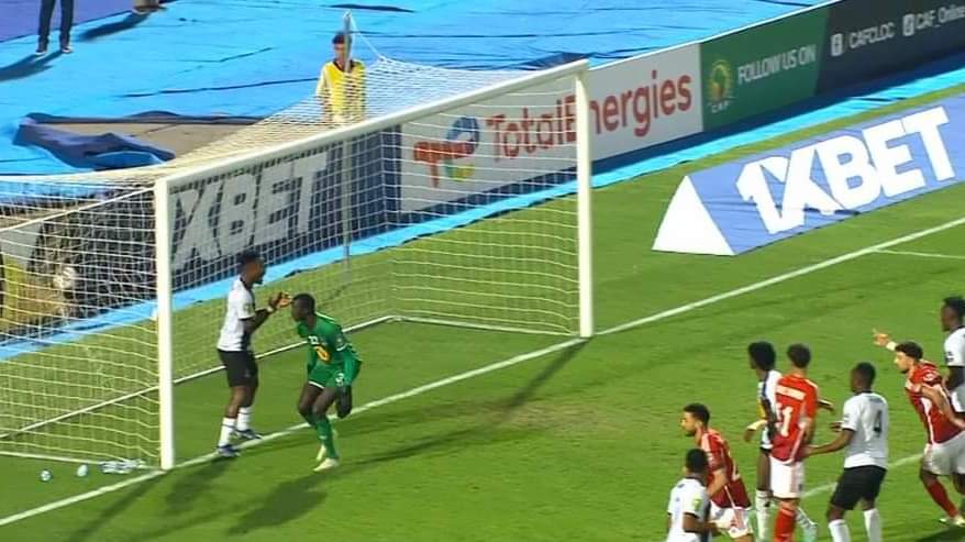 الأهلى اكتسح مازيمبي بثلاثية. ويلتقى الترجى فى نهائى الدورى الأفريقى