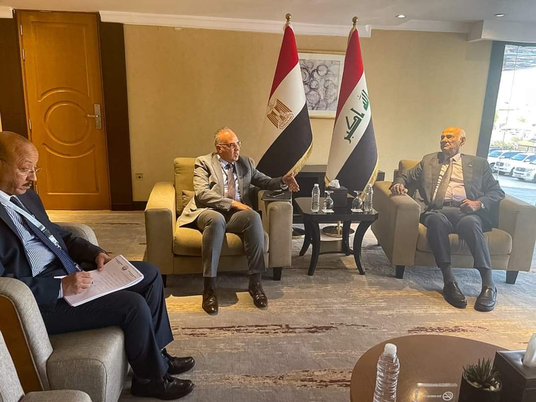 وزير الرى : تشابه تحديات قطاع المياه فى مصر والعراق