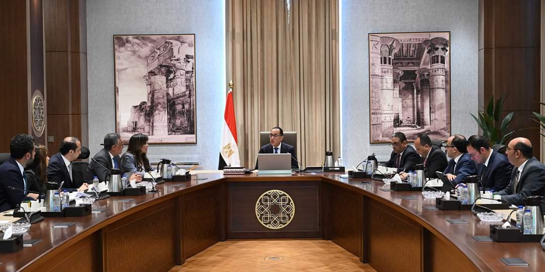 رئيس الوزراء يتابع ترتيبات تنظيم مؤتمر الاستثمار المُشترك بين مصر والإتحاد الأوروبى 
