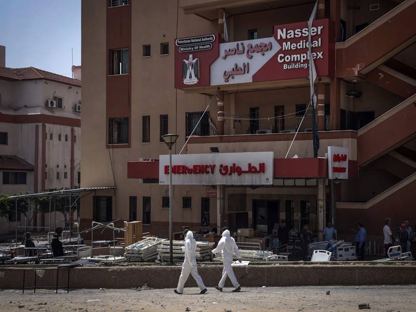 انتشال نحو 392 جثمانا من مجمع ناصر الطبي بـ« خان يونس» .. خلال خمسة أيام
