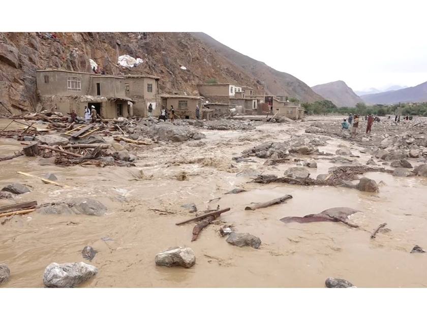 ارتفاع عدد ضحايا الفيضانات في أفغانستان .. إلى نحو 70 حالة وفاة