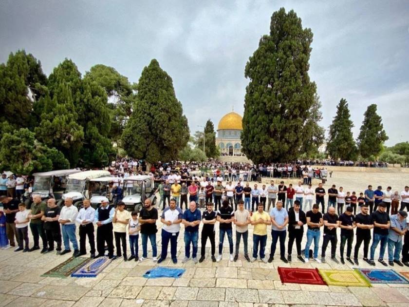 45 ألف فلسطيني .. يؤدون صلاة الجمعة في المسجد الأقصى المبارك