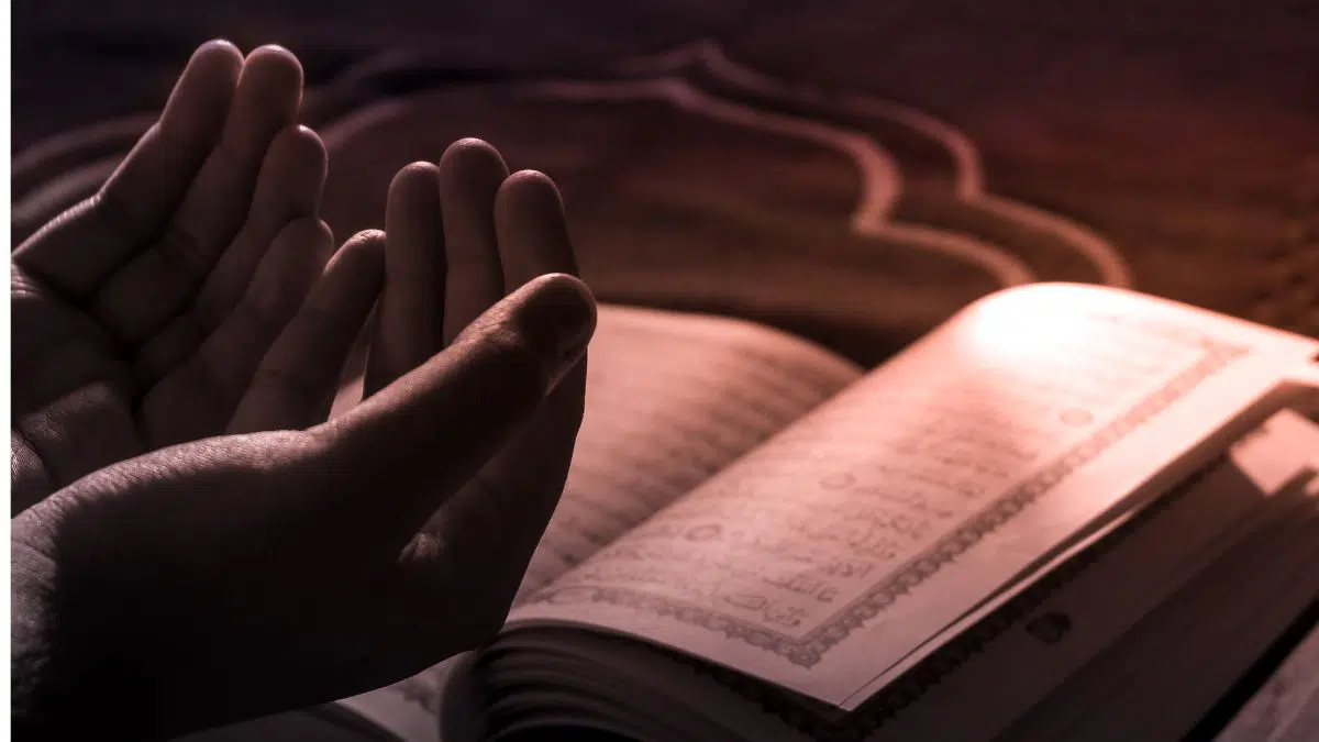 اللهم تقبل صيامنا وقيامنا.. دعاء آخر ليلة من رمضان مكتوب