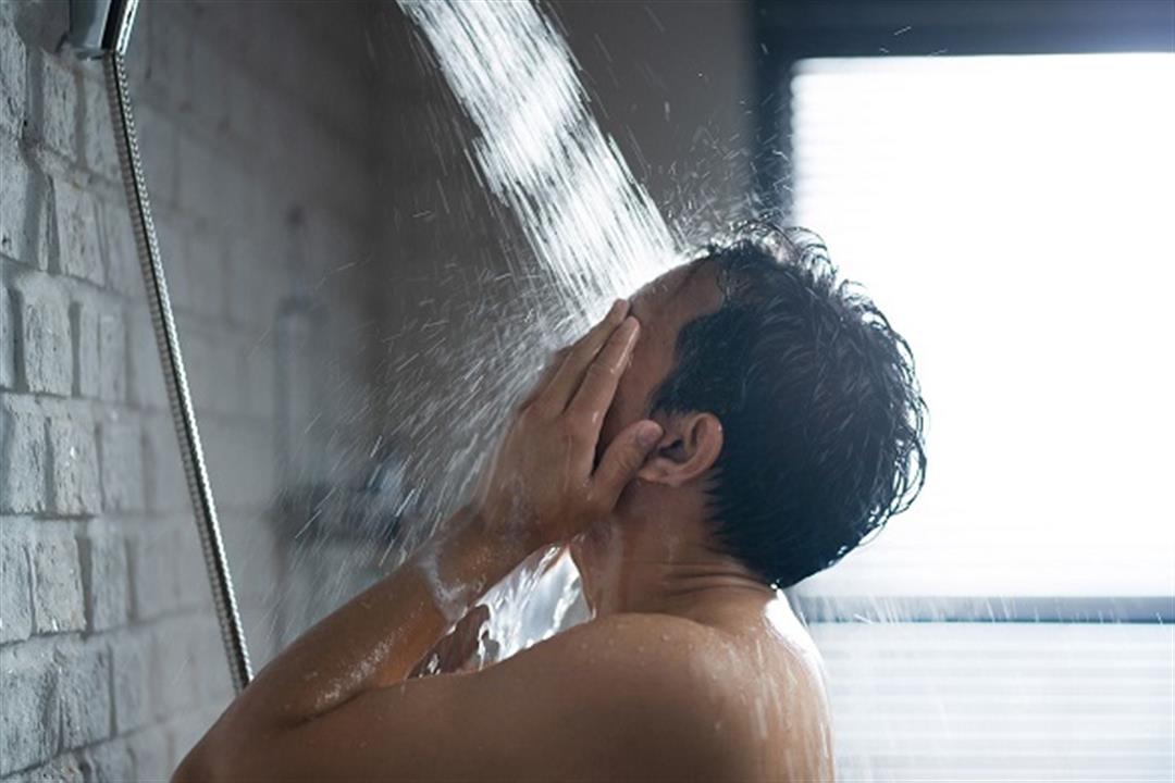 احذر هذه العادات الخاطئة أثناء الاستحمام في الصيف!