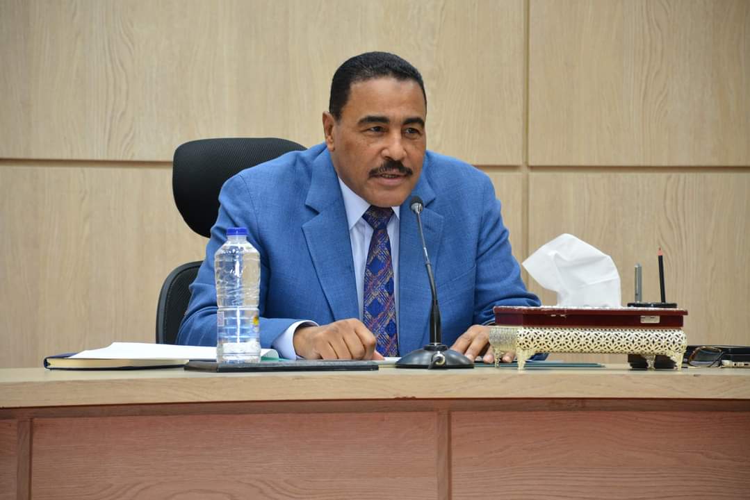 محافظ مطروح يوجه بضرورة التعريف بالمبادرة الرئاسية للمشروعات الخضراء الذكية