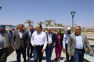 رئيس الوزراء يتفقد عددًا من المشروعات التنموية والخدمية بشرم الشيخ - FB IMG 1714824387290 300x200