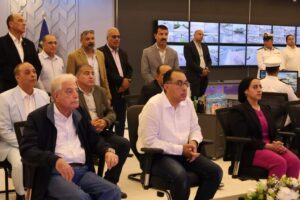 رئيس الوزراء يزور "واحة تجلى" ويتفقد القرية التراثية ومضمار الهجن ومركز الرصد الأمنى الموحد بشرم الشيخ  - FB IMG 1714824751284 300x200