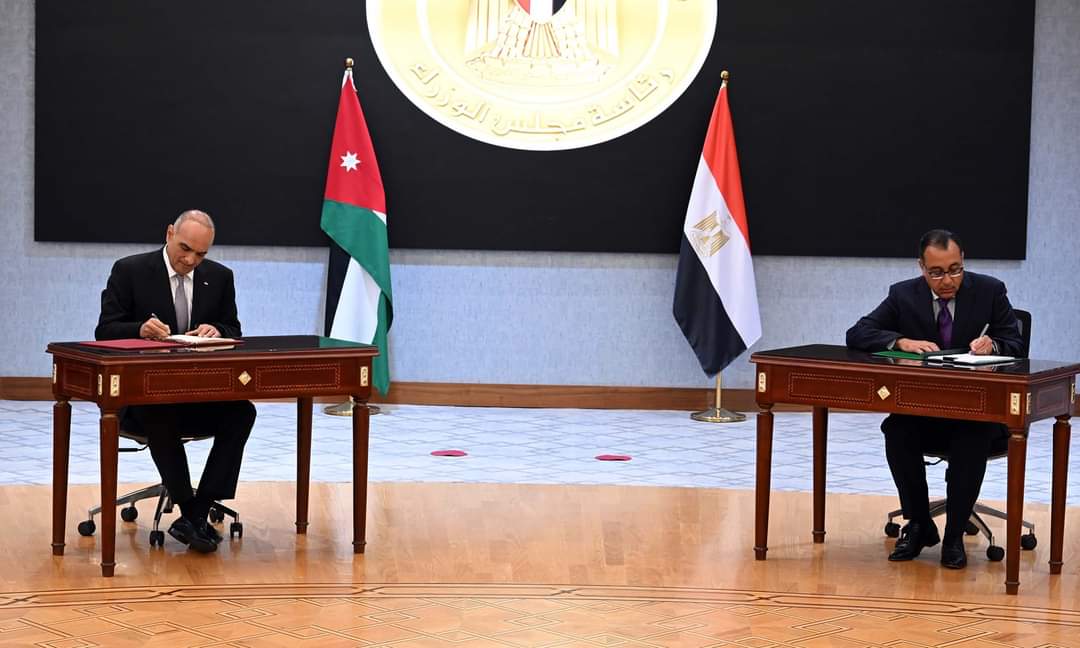 مدبولى والخصاونة يوقعان محضر اجتماعات الدورة الـ 32 للجنة العليا المصرية الأردنية المُشتركة