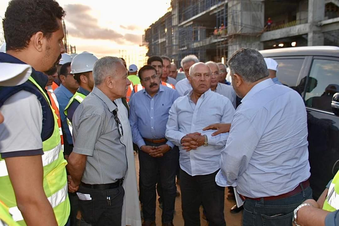 وزير النقل يتابع معدلات تنفيذ مشروع الخط الأول من شبكة القطار الكهربائي السريع