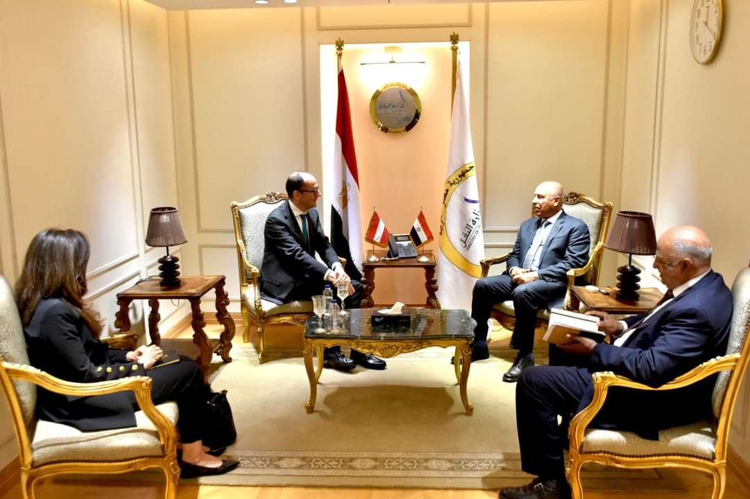 وزير النقل : وقف استيراد أى مهمات خاصة بالسكك الحديدية