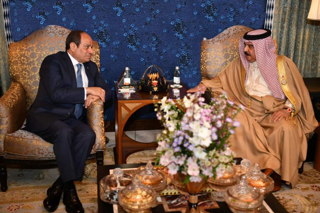 الرئيس يطرح رؤية مصر للأزمة الراهنة في قطاع غزة وكيفية حلها.. أمام القمة العربية