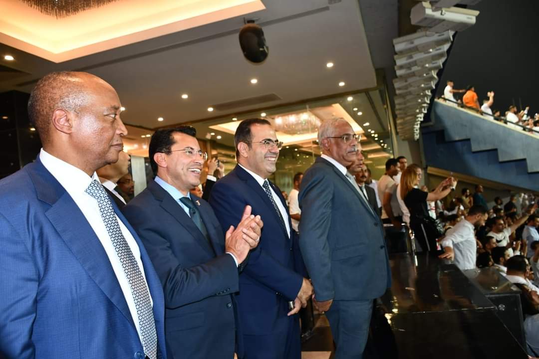 وزير الرياضة يهنئ الزمالك وجماهيره على الفوز بالكونفدرالية الإفريقية