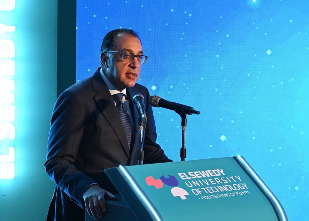 رئيس الوزراء:النهضة الصناعية تبدأ من الاهتمام بالتعليم الفنى والتكنولوجى