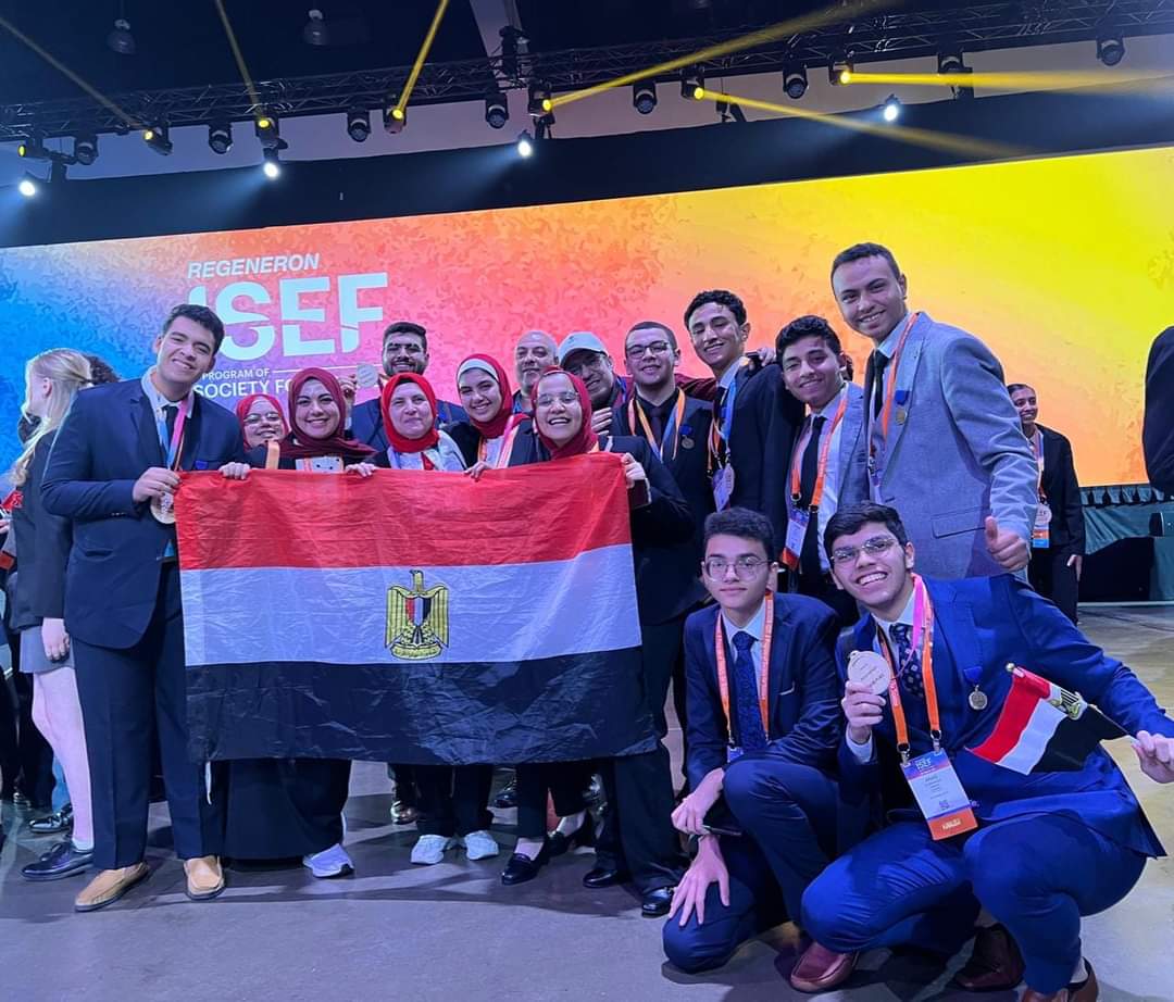 وزير التربية والتعليم يهنئ الطلاب المصريين الفائزين فى مسابقة "ISEF" العالمية