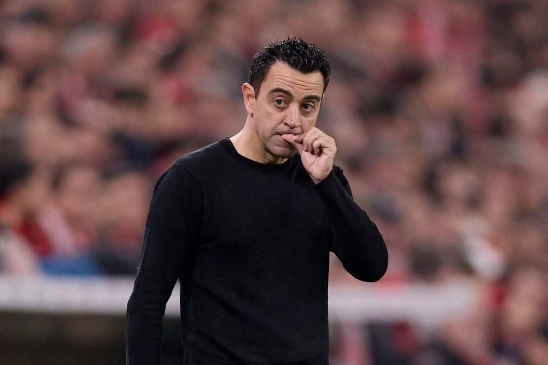 برشلونة يطيح بالمدرب تشافى